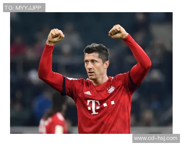 莱万重返安联球场引发拜仁球迷愤怒指责其背叛与忘恩负义